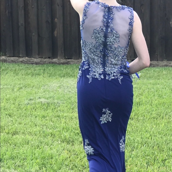 PROM DRESS‼️ - Picture 2 of 5